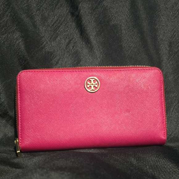 Tory Burch Fuchsia Zip-Around Wallet - Picture 1 of 6